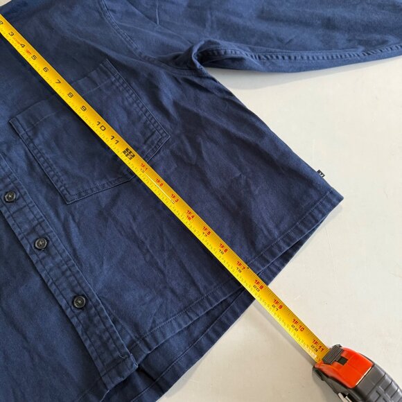 Eddie Bauer Everyday Navy Blue Cotton Croppe Button Up Shirt Womens Medium NEW - Picture 9 of 9